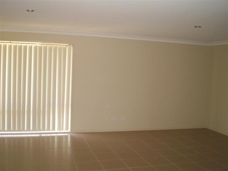 5 Robinia Crescent, Morayfield QLD 4506