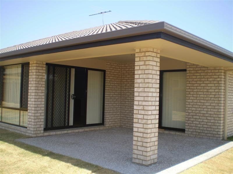 5 Robinia Crescent, Morayfield QLD 4506