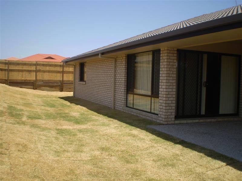 5 Robinia Crescent, Morayfield QLD 4506
