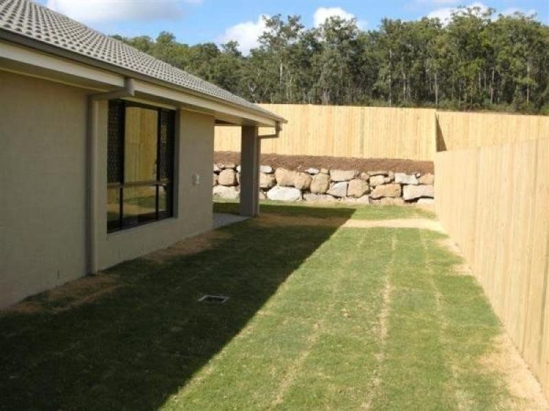 66 Wunburra Circle, Pacific Pines QLD 4211