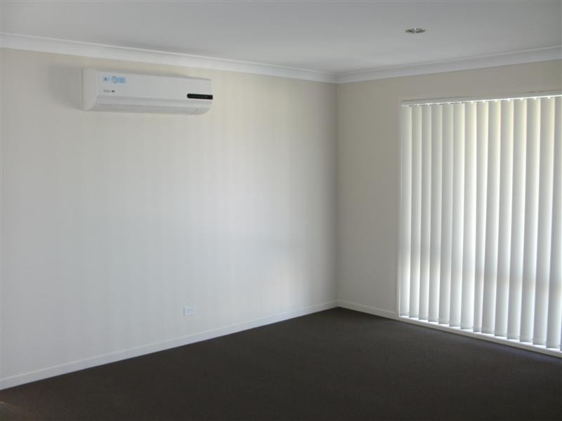 5 Skyline Circuit, Bahrs Scrub QLD 4207