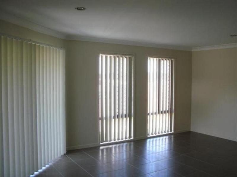 5 Skyline Circuit, Bahrs Scrub QLD 4207