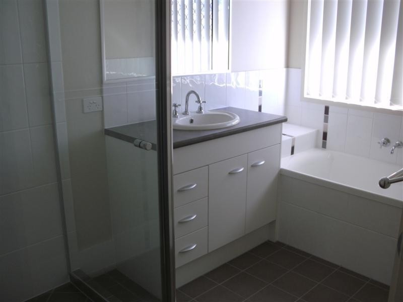 5 Skyline Circuit, Bahrs Scrub QLD 4207