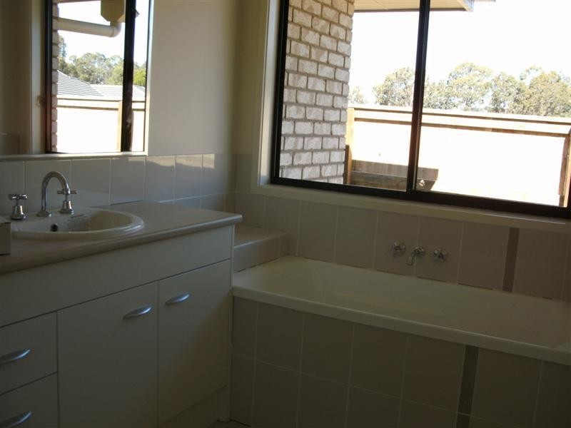 5 Woodfern Drive, Upper Caboolture QLD 4510