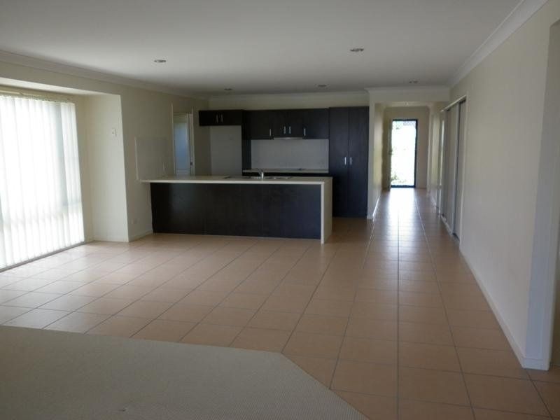 13 Alvine Drive, Eagleby QLD 4207