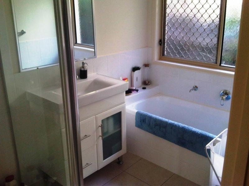 6 Monza Drive, Oxenford QLD 4210