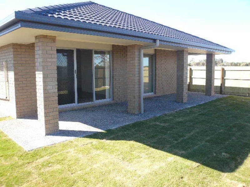 72 Denham Crescent, North Lakes QLD 4509