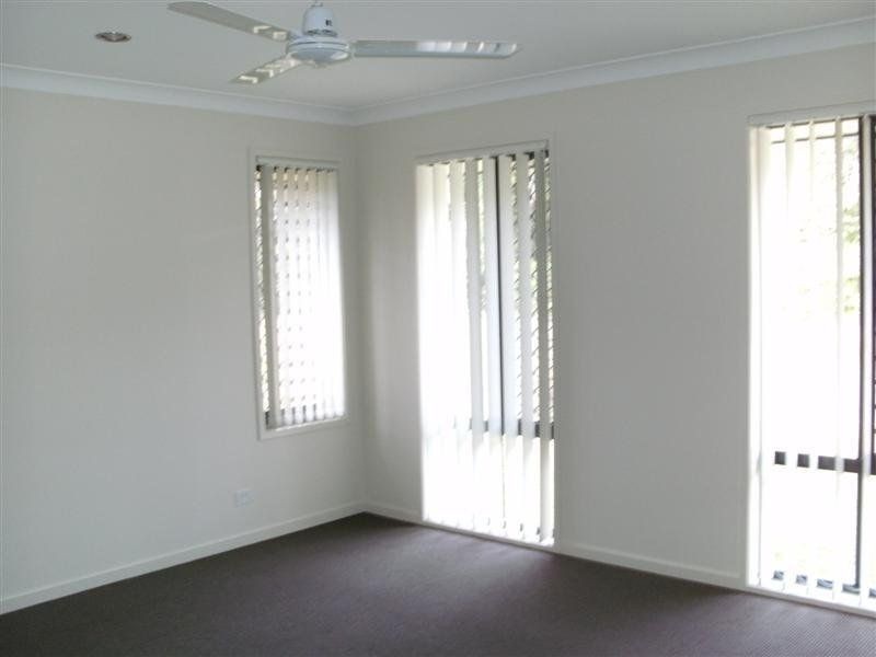 3 Hyacinth Court, Upper Caboolture QLD 4510