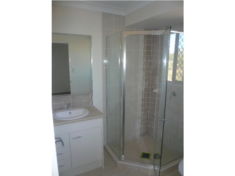 29 Adam Street, Beachmere QLD 4510