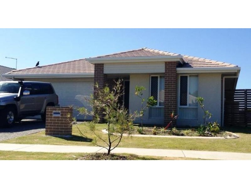 36 Adam Street, Beachmere QLD 4510