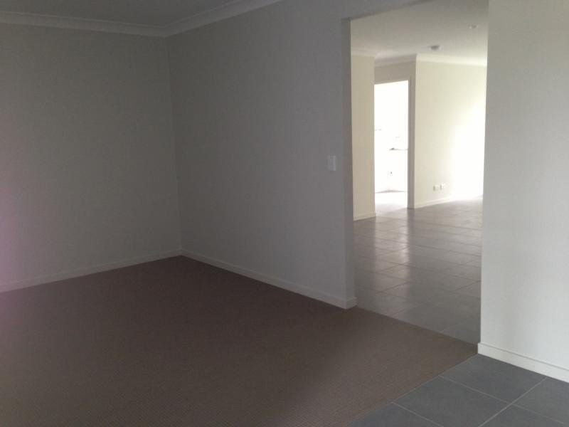 14 Kate Court, Chuwar QLD 4306