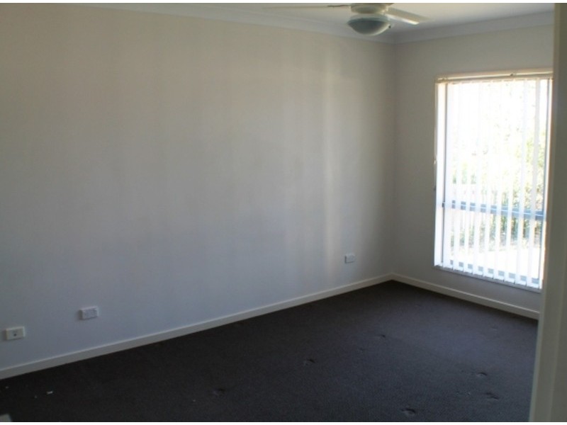 63 Woodlands Boulevard, Waterford QLD 4133