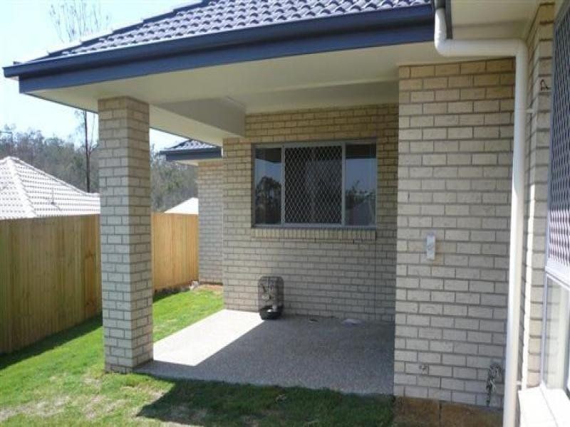 63 Woodlands Boulevard, Waterford QLD 4133