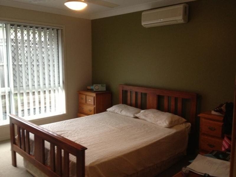 21 Penneshaw Crescent, Ormeau QLD 4208