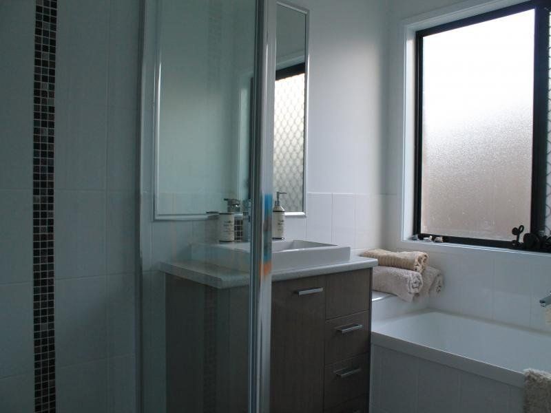 4 Helena Street, Ormeau Hills QLD 4208