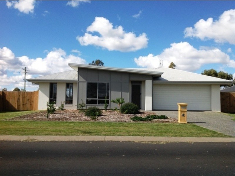 28 Gosden Drive, Dalby QLD 4405
