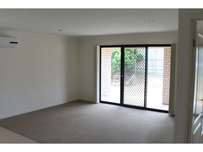 14 Sears Parade, North Lakes QLD 4509