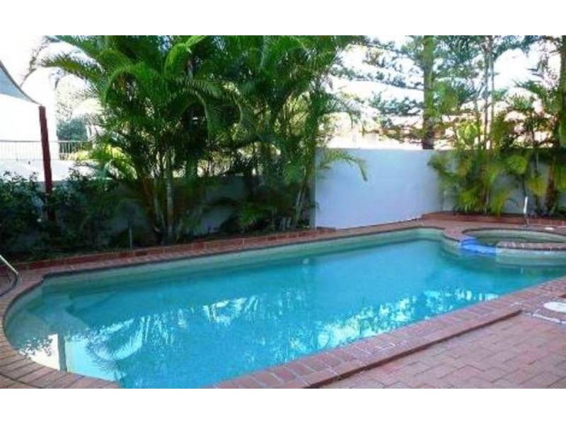 5/5 Fourth Avenue, Burleigh Heads QLD 4220