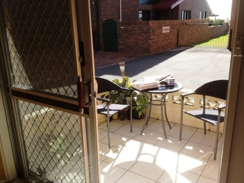 1/265 Golden Four Drive, Bilinga QLD 4225