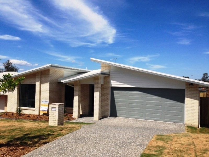 19 Cowie Street, Deebing Heights QLD 4306