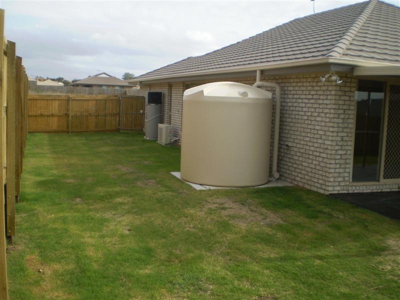 16 Dornoch Crescent, Raceview QLD 4305