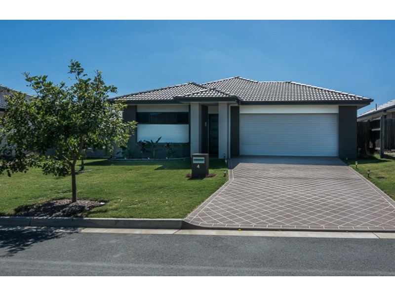 4 Helena Street, Ormeau Hills QLD 4208