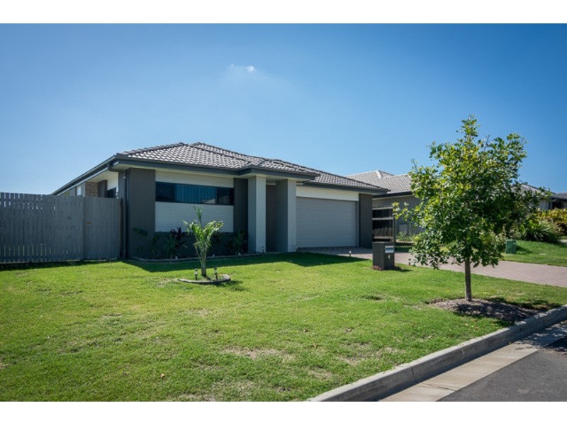 4 Helena Street, Ormeau Hills QLD 4208