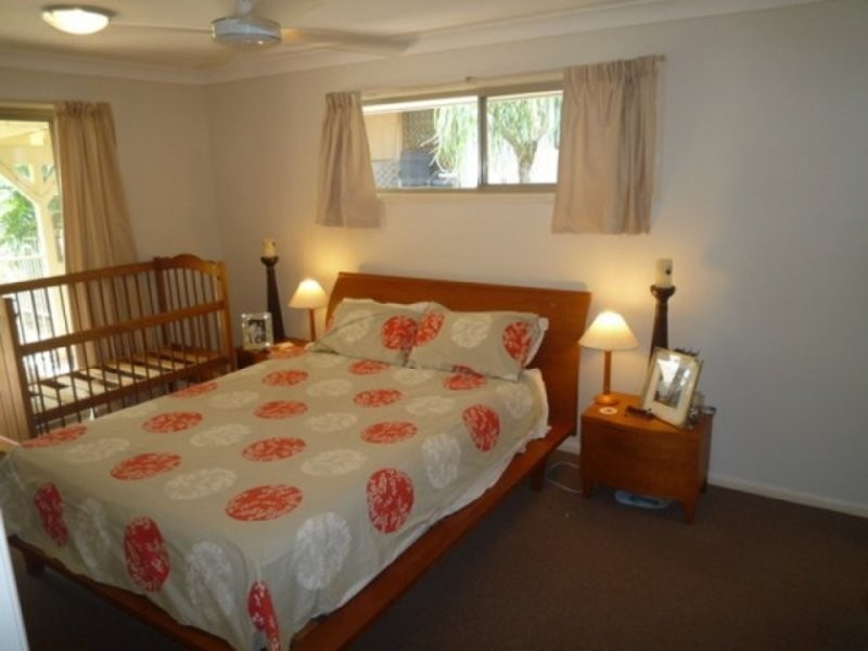 24 Kincaid Drive, Highland Park QLD 4211