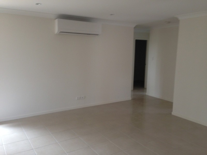 48 Essex Street, Chuwar QLD 4306