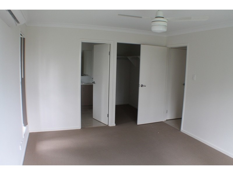 48 Essex Street, Chuwar QLD 4306