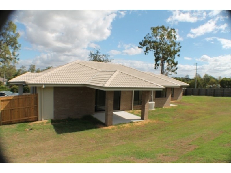 14 Lucinda Court, Chuwar QLD 4306