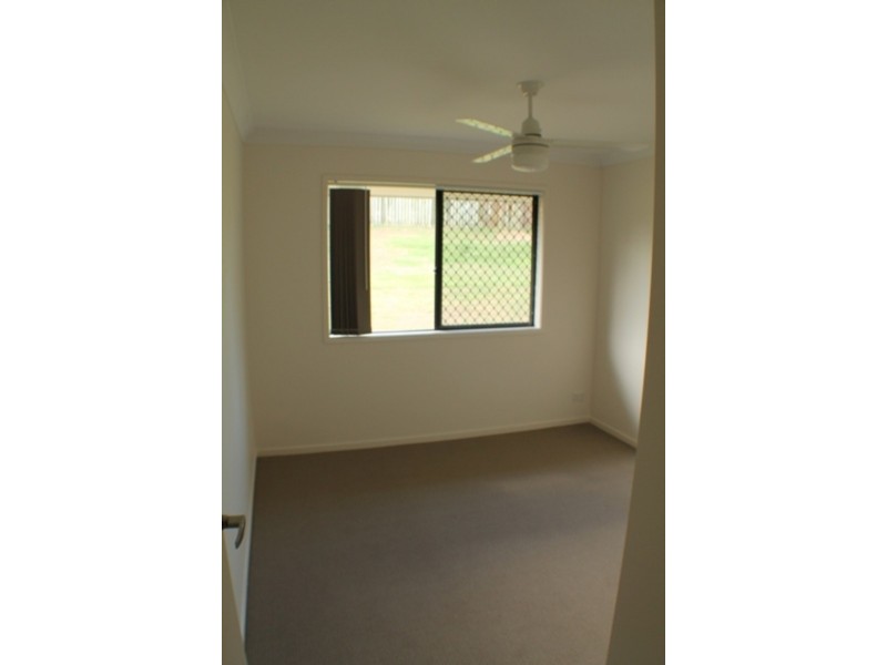 14 Lucinda Court, Chuwar QLD 4306