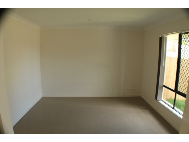 14 Lucinda Court, Chuwar QLD 4306