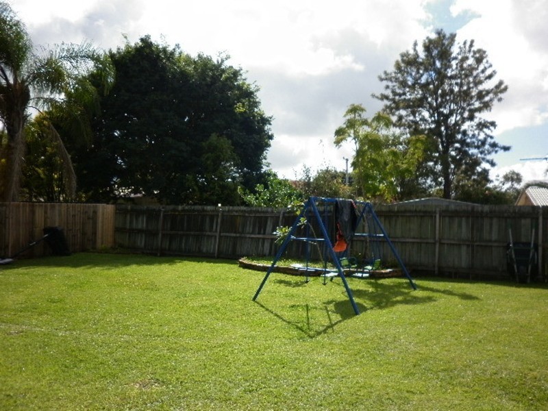 31 Robert Stanley Drive, Mount Warren Park QLD 4207