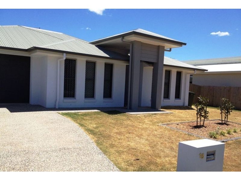 15 Gosden Drive, Dalby QLD 4405