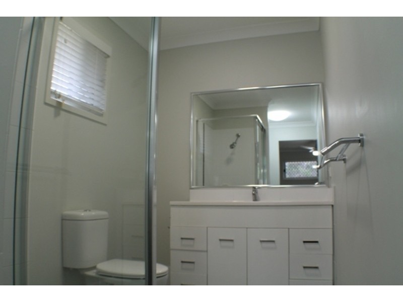 7 Honeyeater Crescent, Moggill QLD 4070