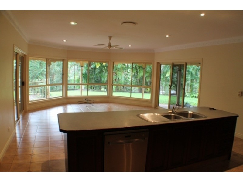 203 Pinjarra Road, Pinjarra Hills QLD 4069