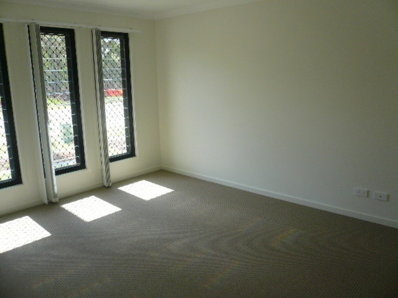 32 Essencia Place, Dakabin QLD 4503