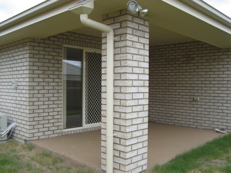 12 Dornoch Crescent, Raceview QLD 4305