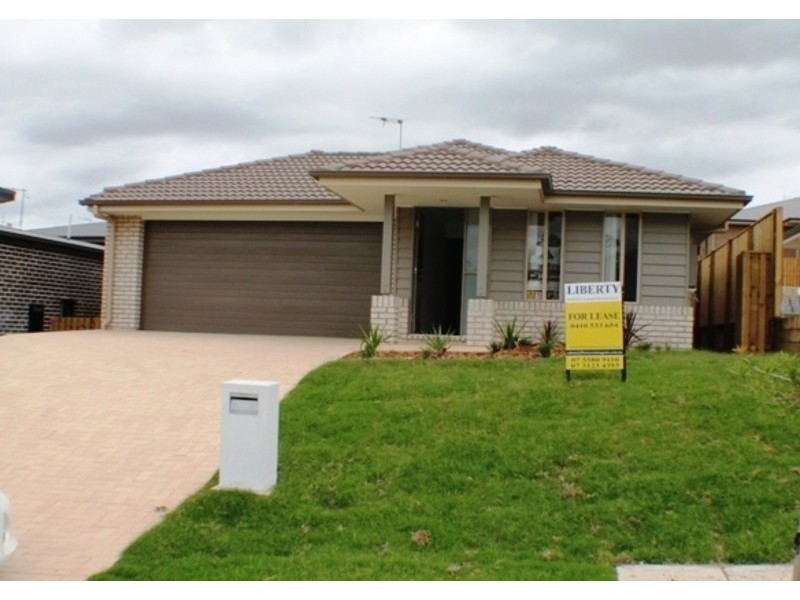 44 Kenneth Drive, Augustine Heights QLD 4300