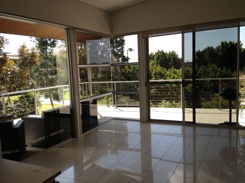 1/11 Cezaire Avenue, Varsity Lakes QLD 4227