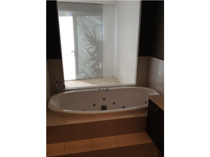 1/11 Cezaire Avenue, Varsity Lakes QLD 4227