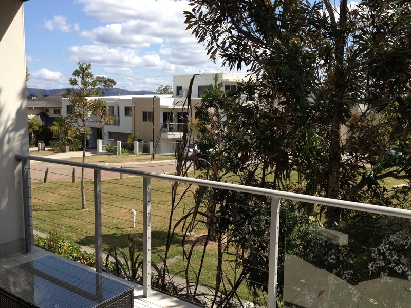 1/11 Cezaire Avenue, Varsity Lakes QLD 4227