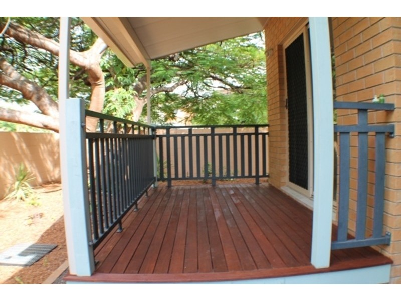 9/62 Leicester Street, Coorparoo QLD 4151