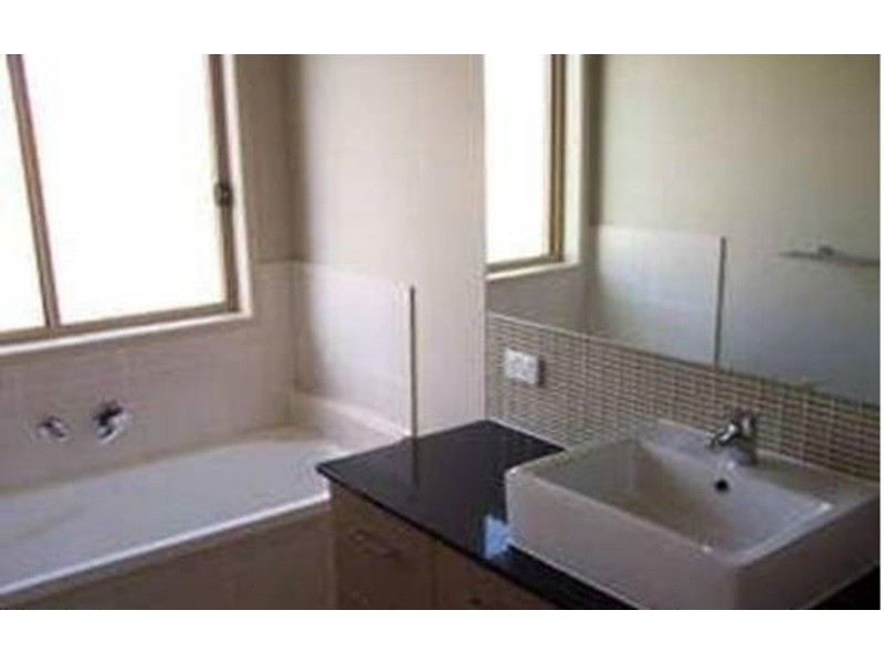 9 Rivervale Street, Ormeau QLD 4208