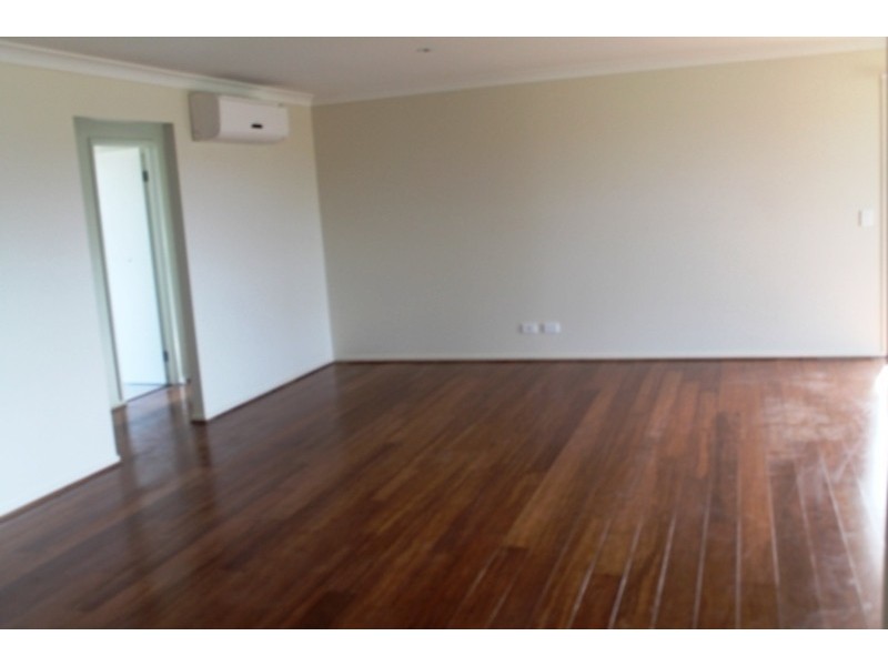 44 Ainsworth Street, Chinchilla QLD 4413