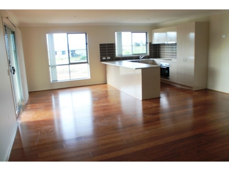 44 Ainsworth Street, Chinchilla QLD 4413