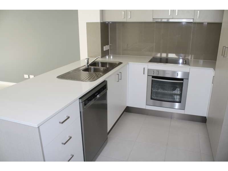 34 Parkland Drive, Springfield Lakes QLD 4300