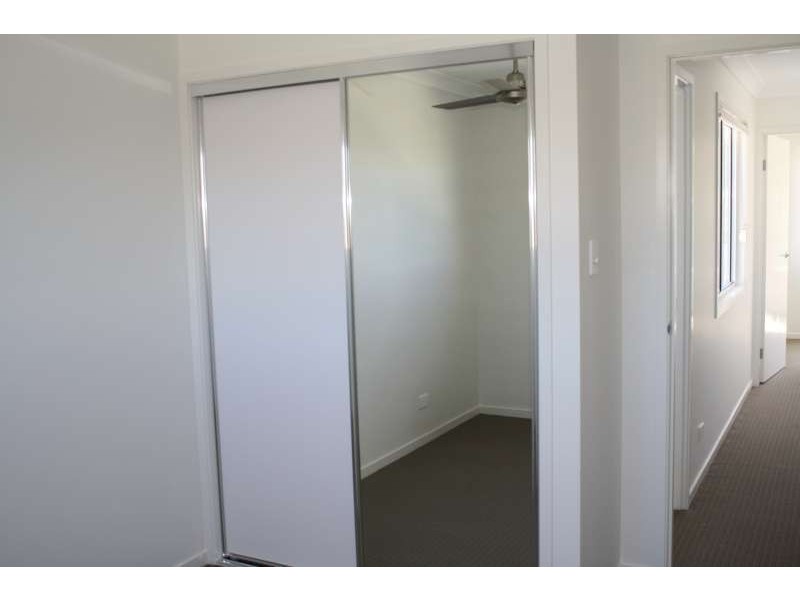 34 Parkland Drive, Springfield Lakes QLD 4300