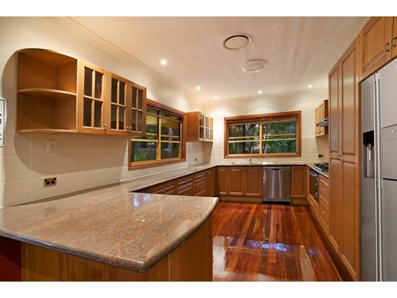 6 Sefton Place, Robina QLD 4226